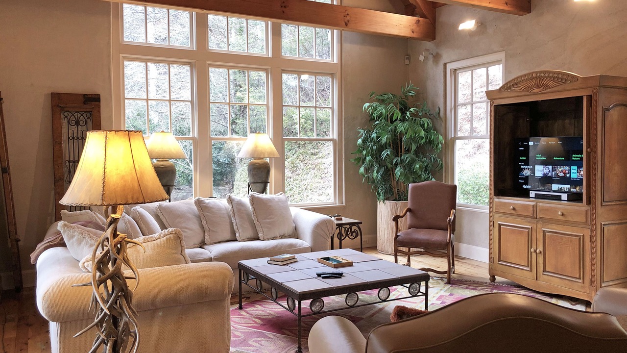 Photo of Livingroom in Lake Lure