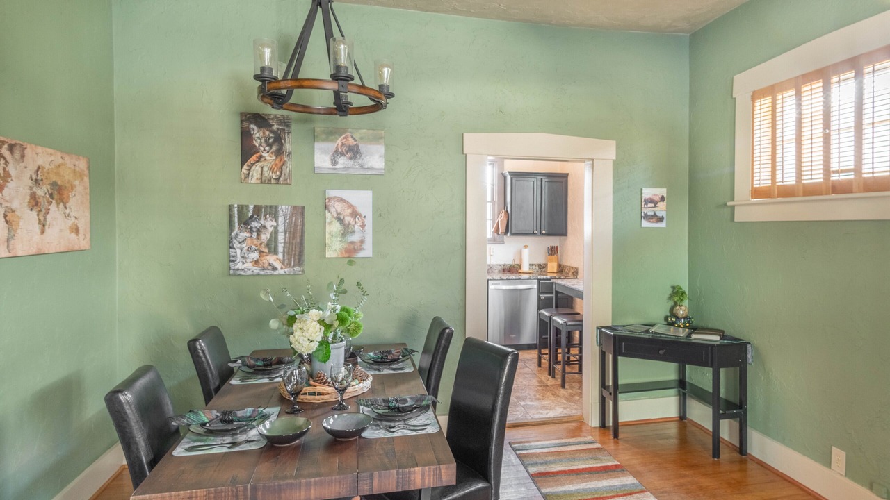 Photo of Livingroom in Madison