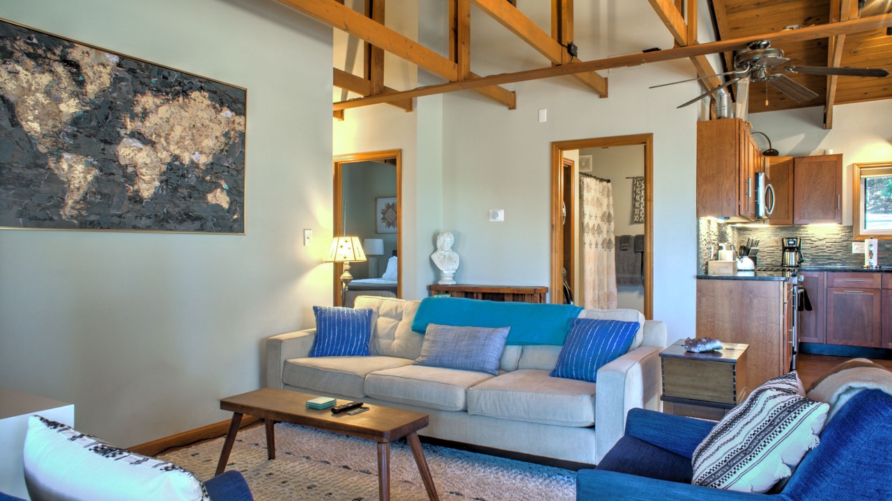 Photo of Livingroom in Swannanoa