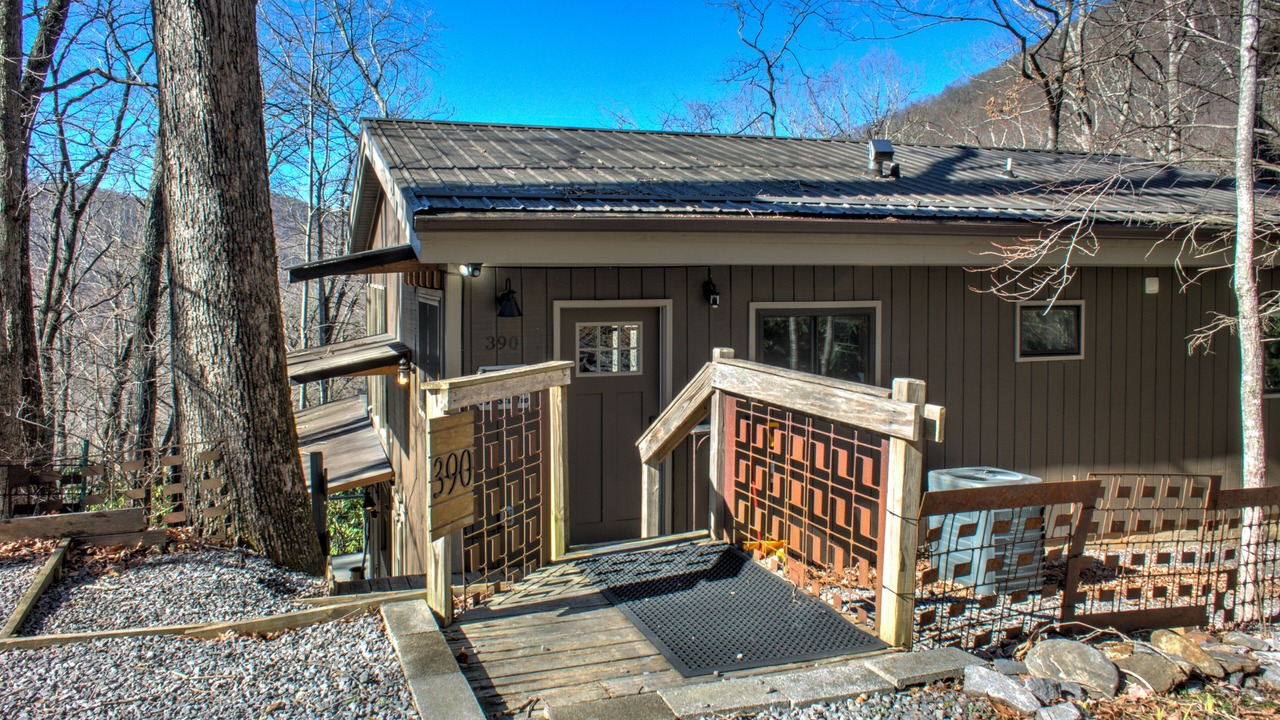Photo of Outdoor in Swannanoa