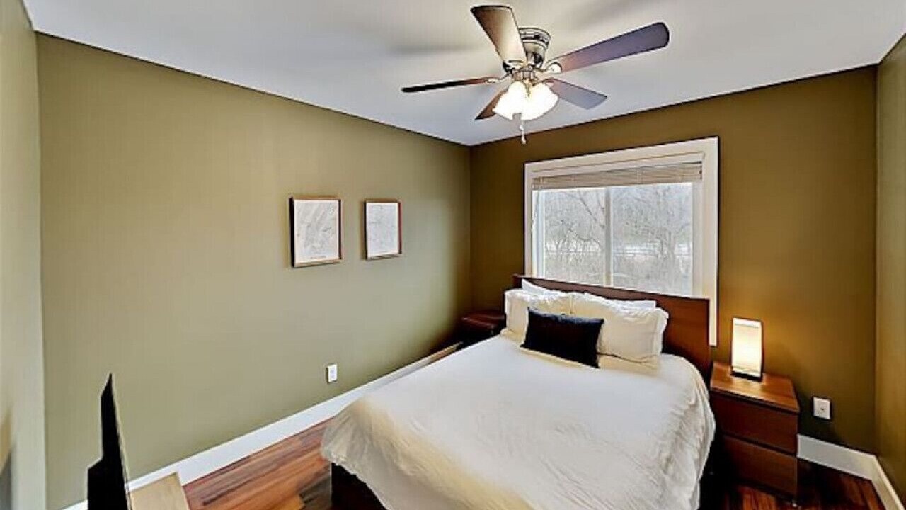 Photo of Bedroom in Woodfin