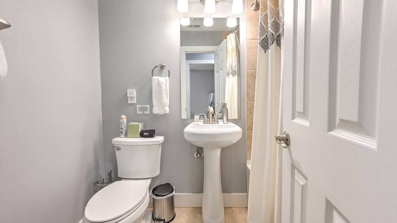 Photo of Bathroom in Woodfin