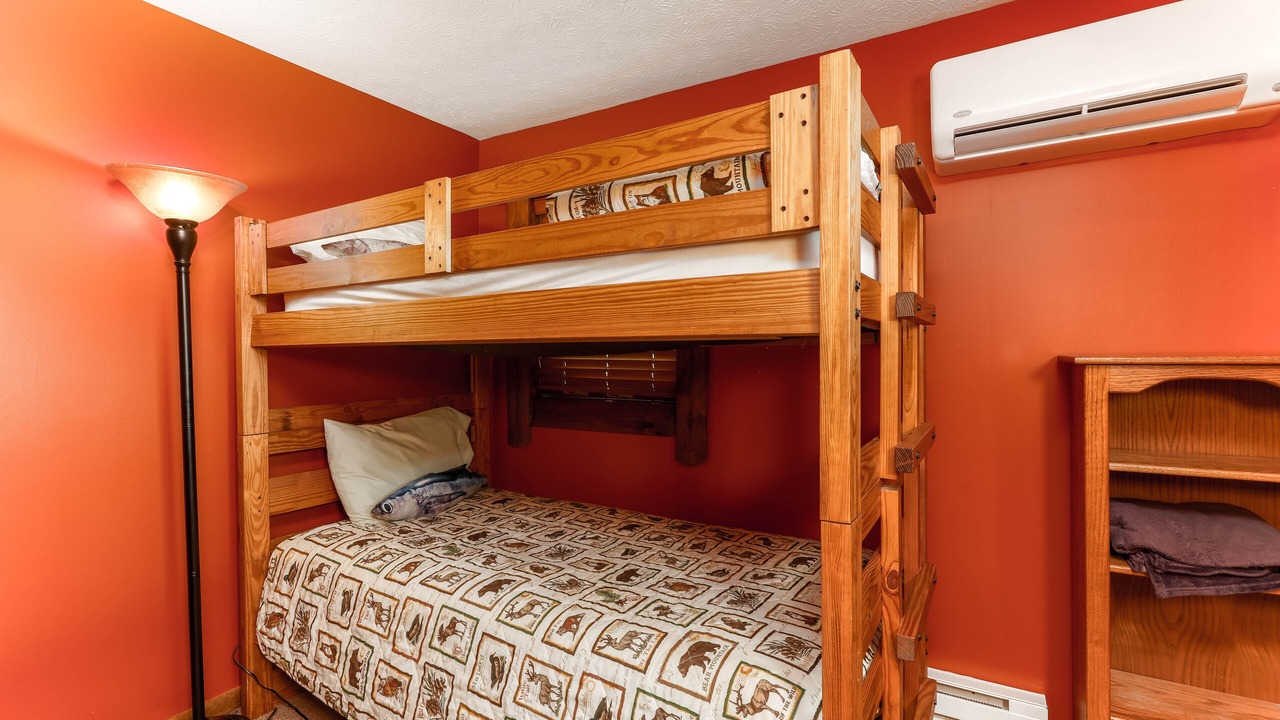 Photo of Bedroom in McHenry
