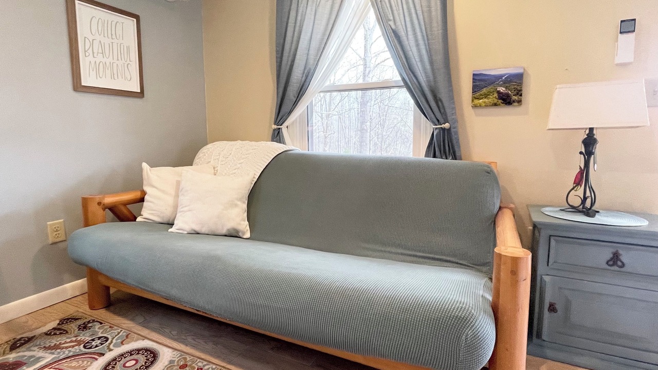 Photo of Livingroom in Tryon