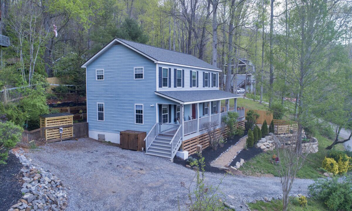Photo of Outdoor in Swannanoa