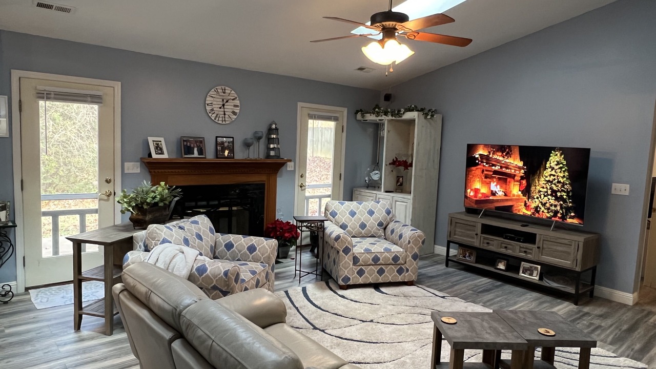 Photo of Livingroom in Fletcher