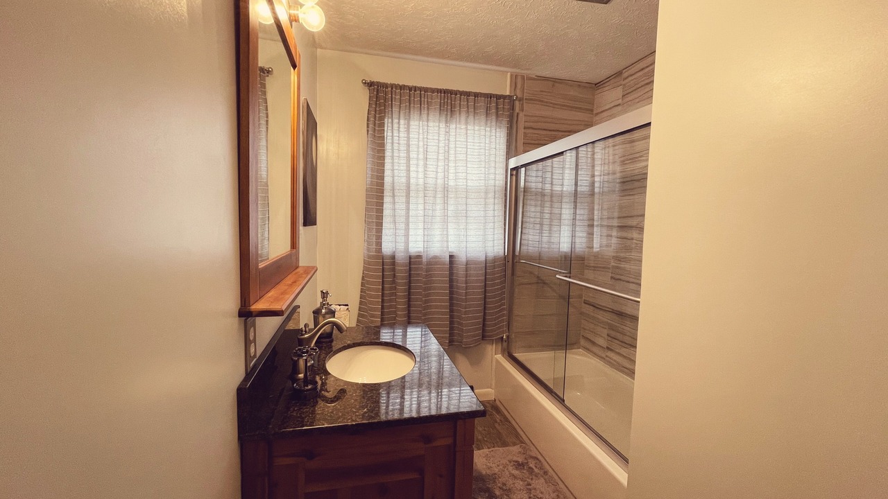 Photo of Bathroom in Stanton