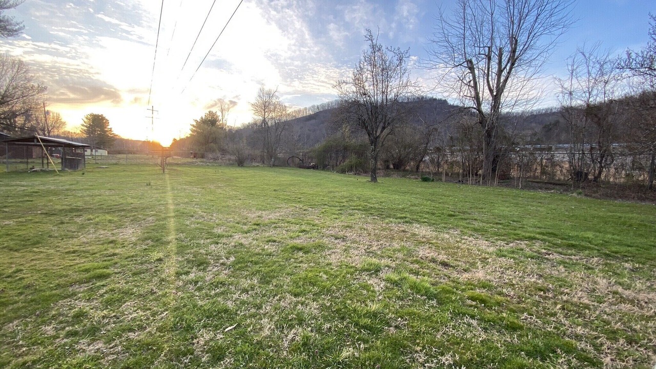 Photo of Others in Stanton