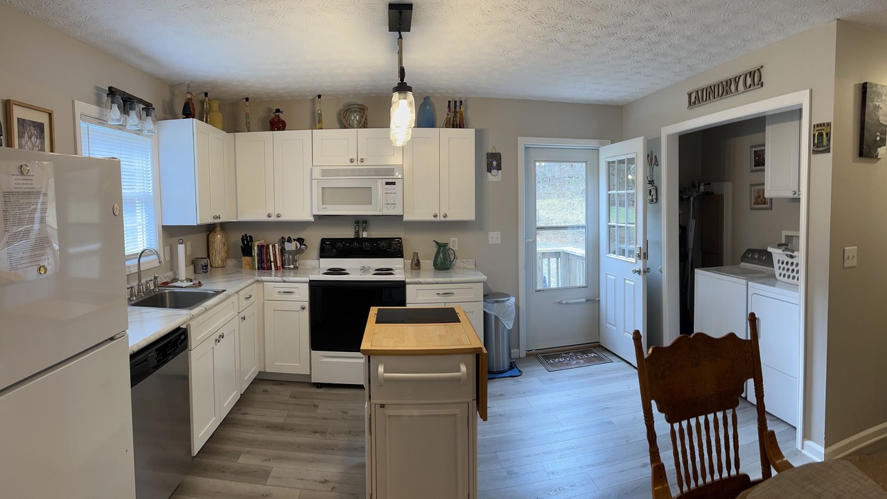 Photo of Kitchen in Butler