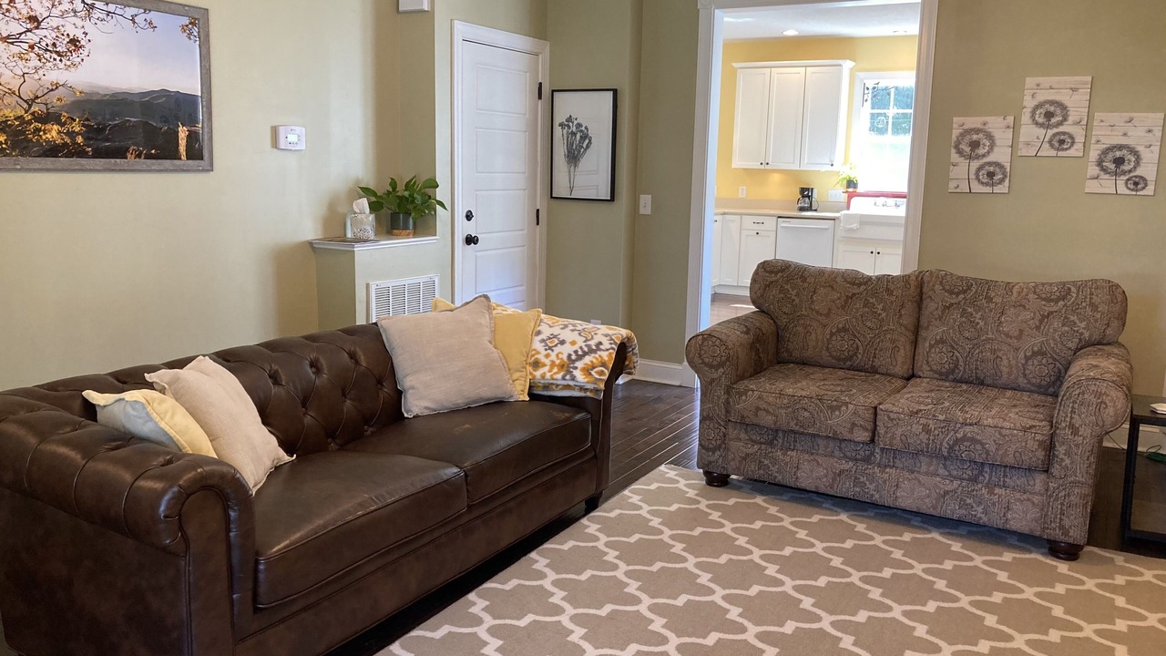 Photo of Livingroom in Fairview