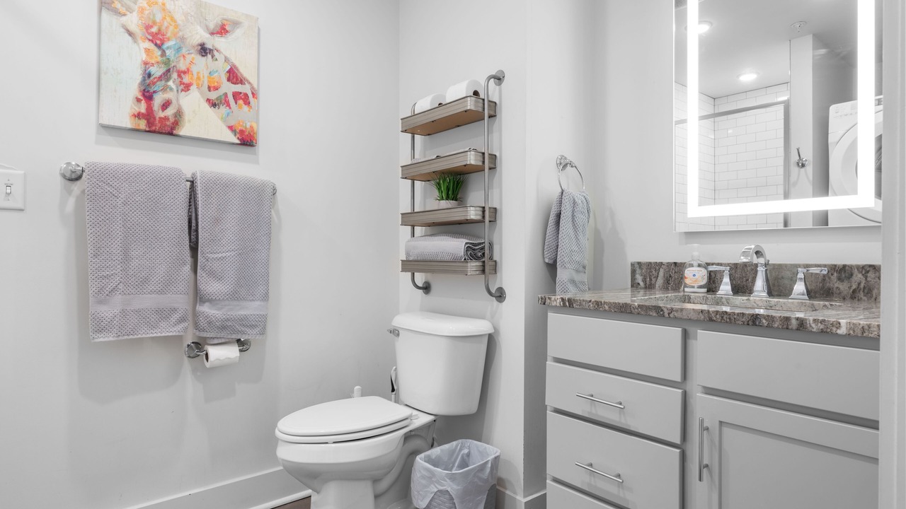 Photo of Bathroom in Old City