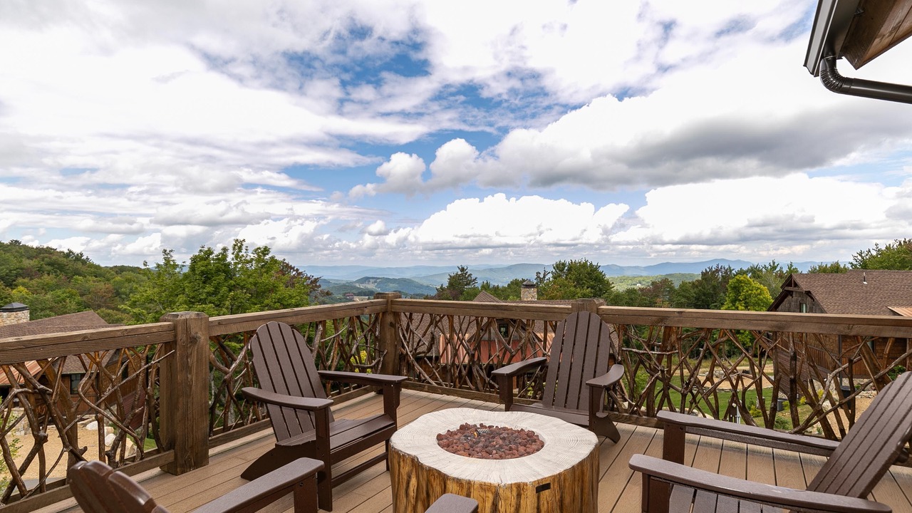 Photo of Patio Balcony in Banner Elk