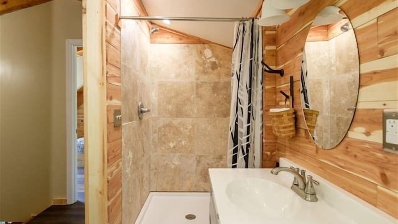 Photo of Bathroom in Stanton