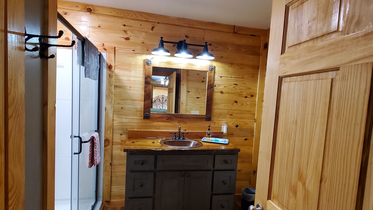 Photo of Bathroom in Butler