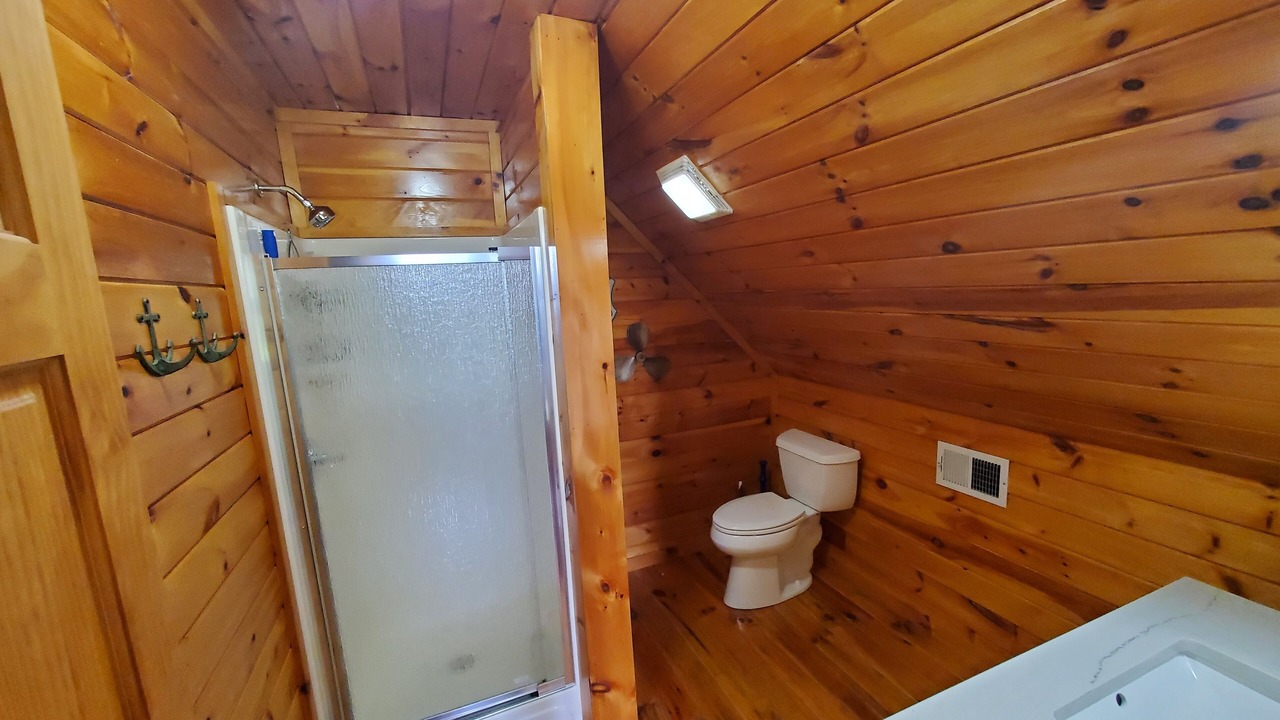 Photo of Bathroom in Butler