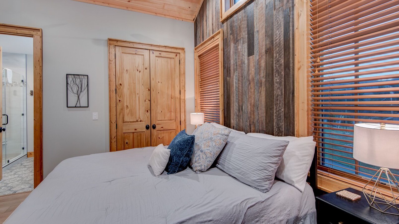 Photo of Bedroom in Banner Elk