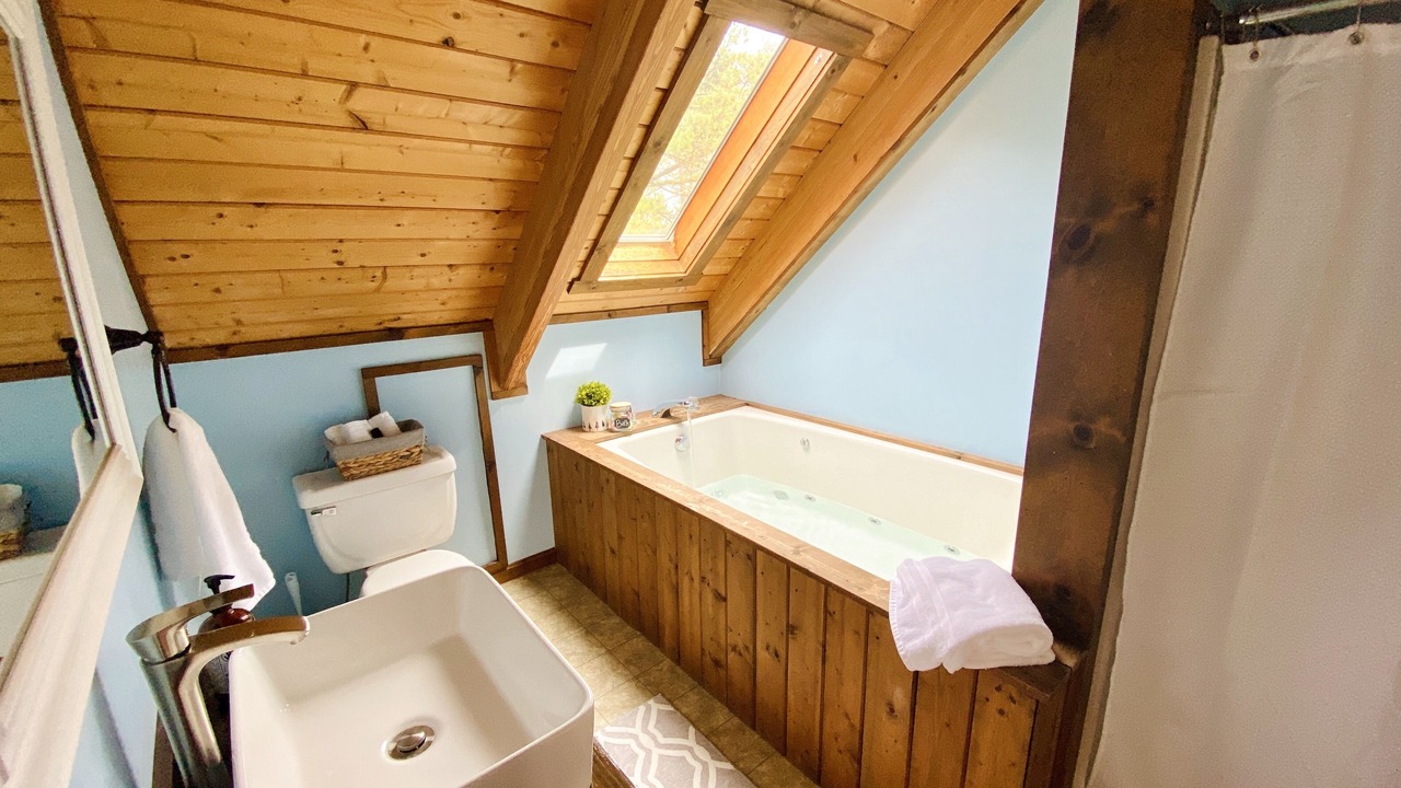 Photo of Bathroom in Berkeley Springs
