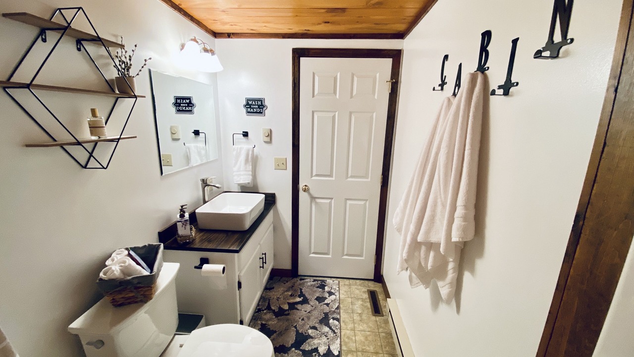 Photo of Bathroom in Berkeley Springs