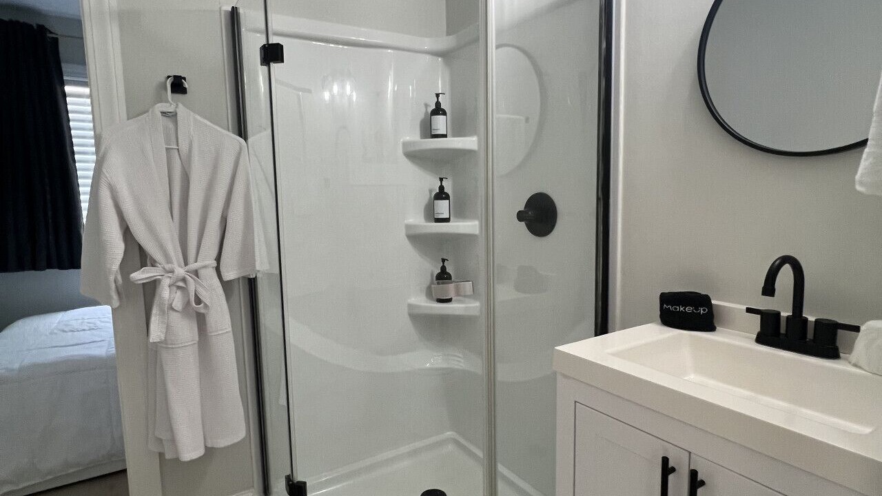 Photo of Bathroom in Hurricane