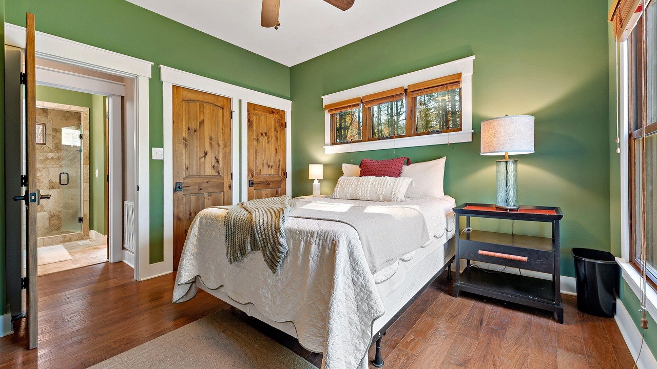 Photo of Bedroom in Nebo