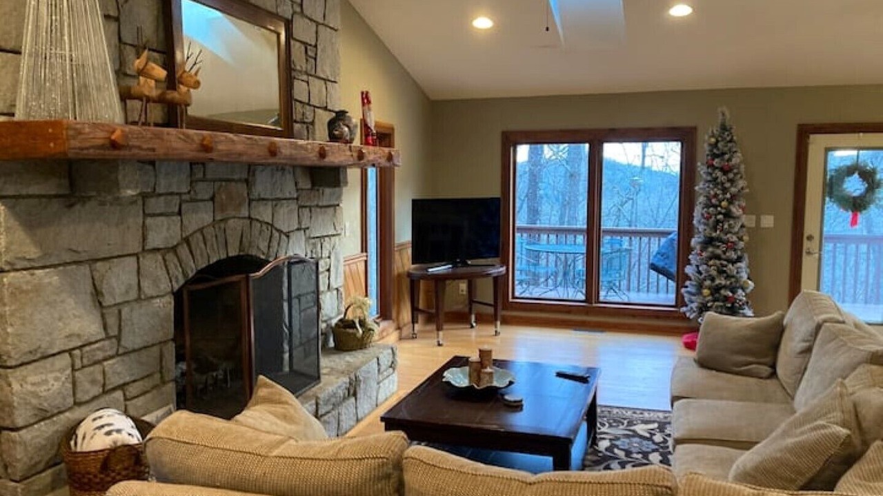 Photo of Livingroom in Fairview