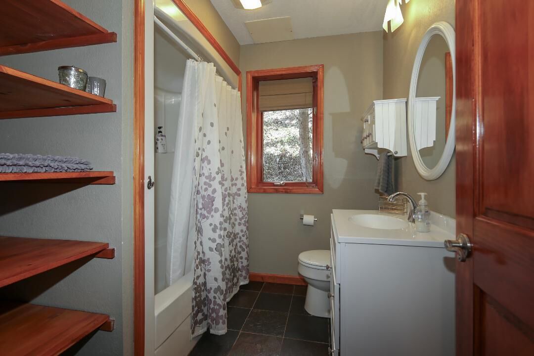 Photo of Bathroom in Fairview