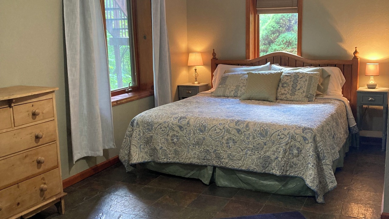 Photo of Bedroom in Fairview