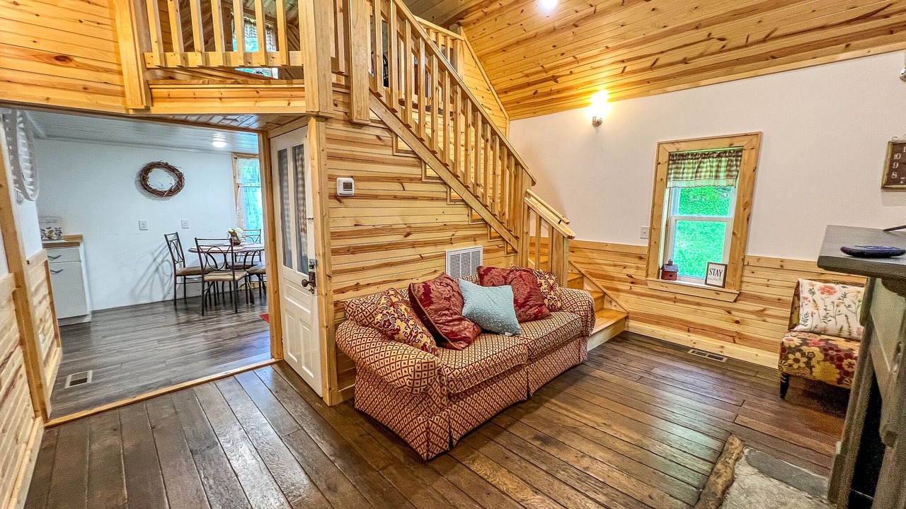 Photo of Livingroom in Jefferson
