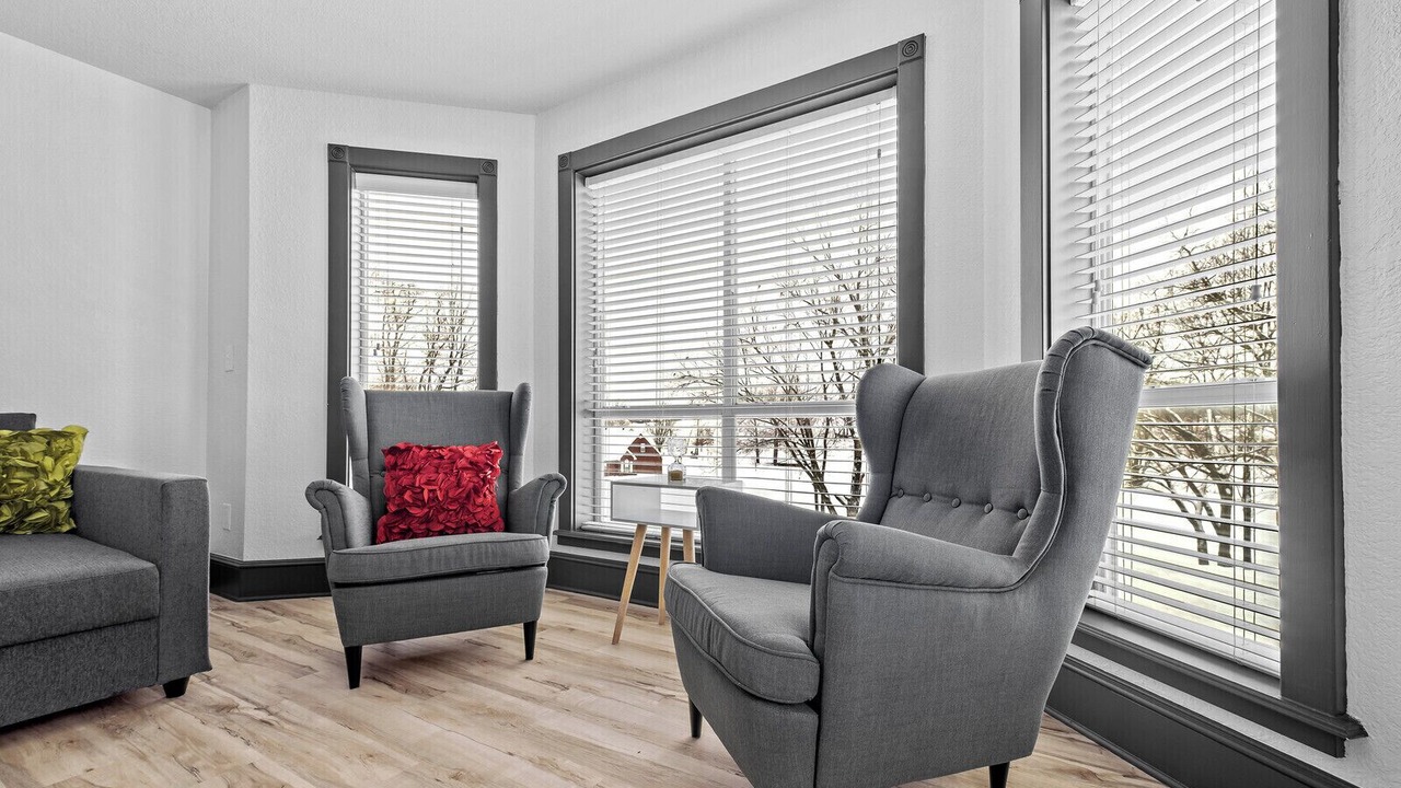 Photo of Livingroom in Tontitown