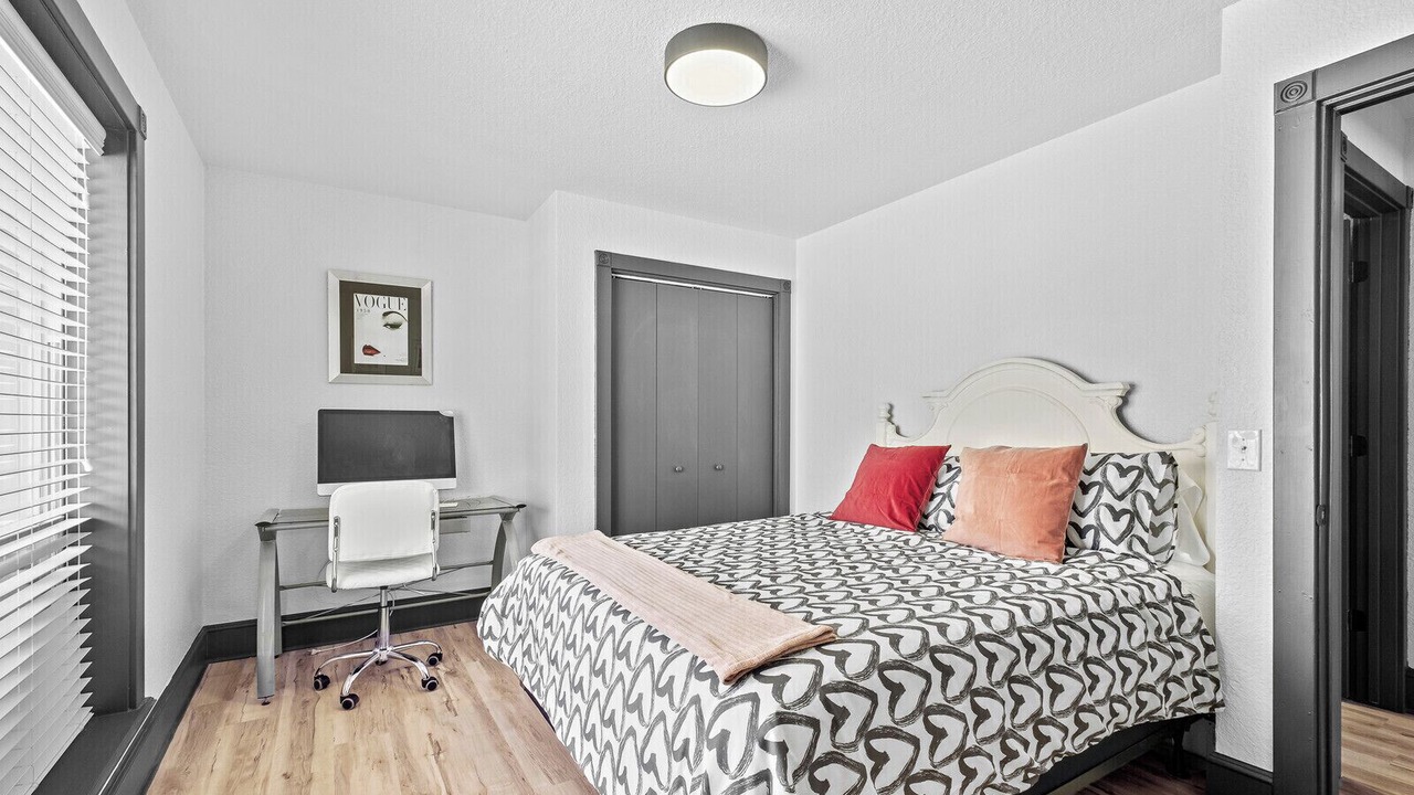 Photo of Bedroom in Tontitown