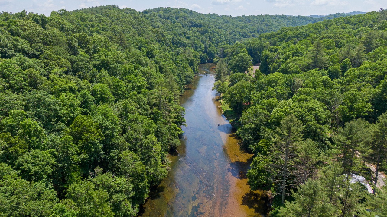Photo of Outdoor in West Jefferson