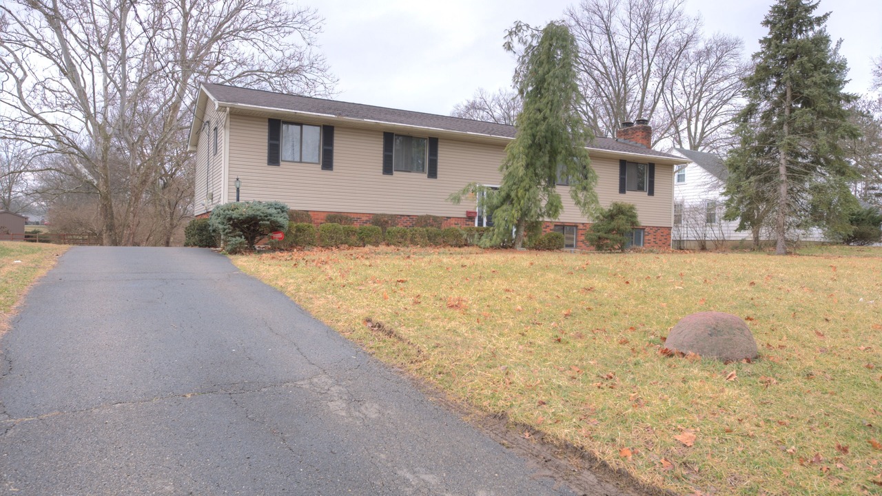 Photo of Outdoor in Amberley Village
