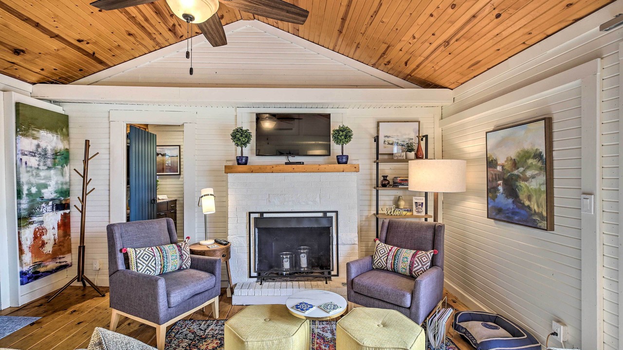 Photo of Livingroom in Williamstown