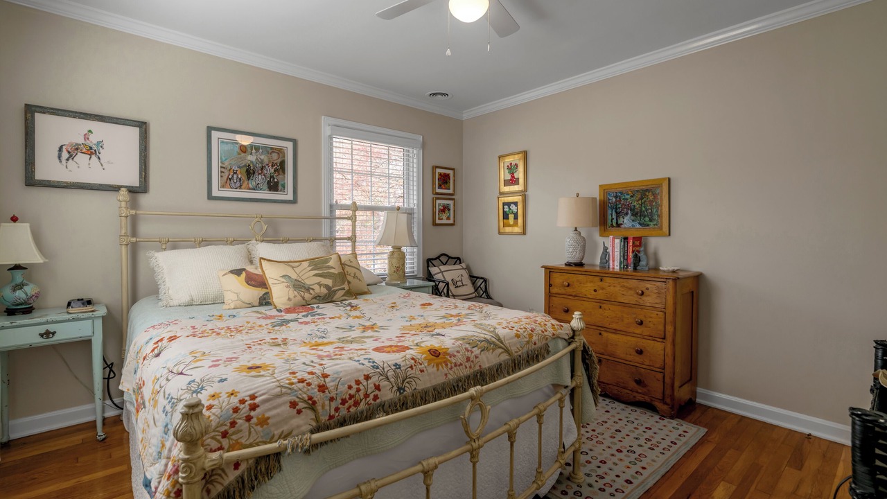 Photo of Bedroom in Fairway