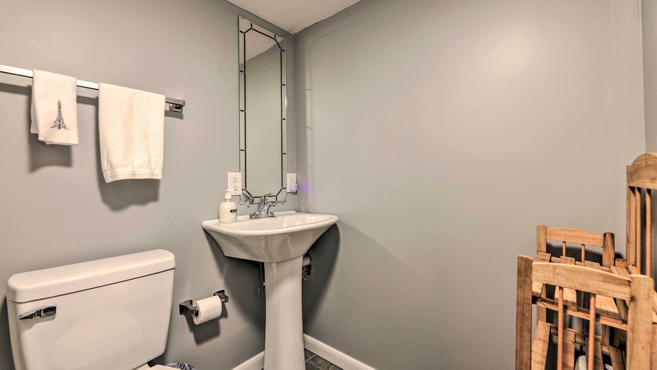 Photo of Bathroom in East Point