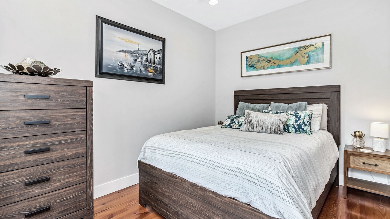 Photo of Bedroom in Black Mountain