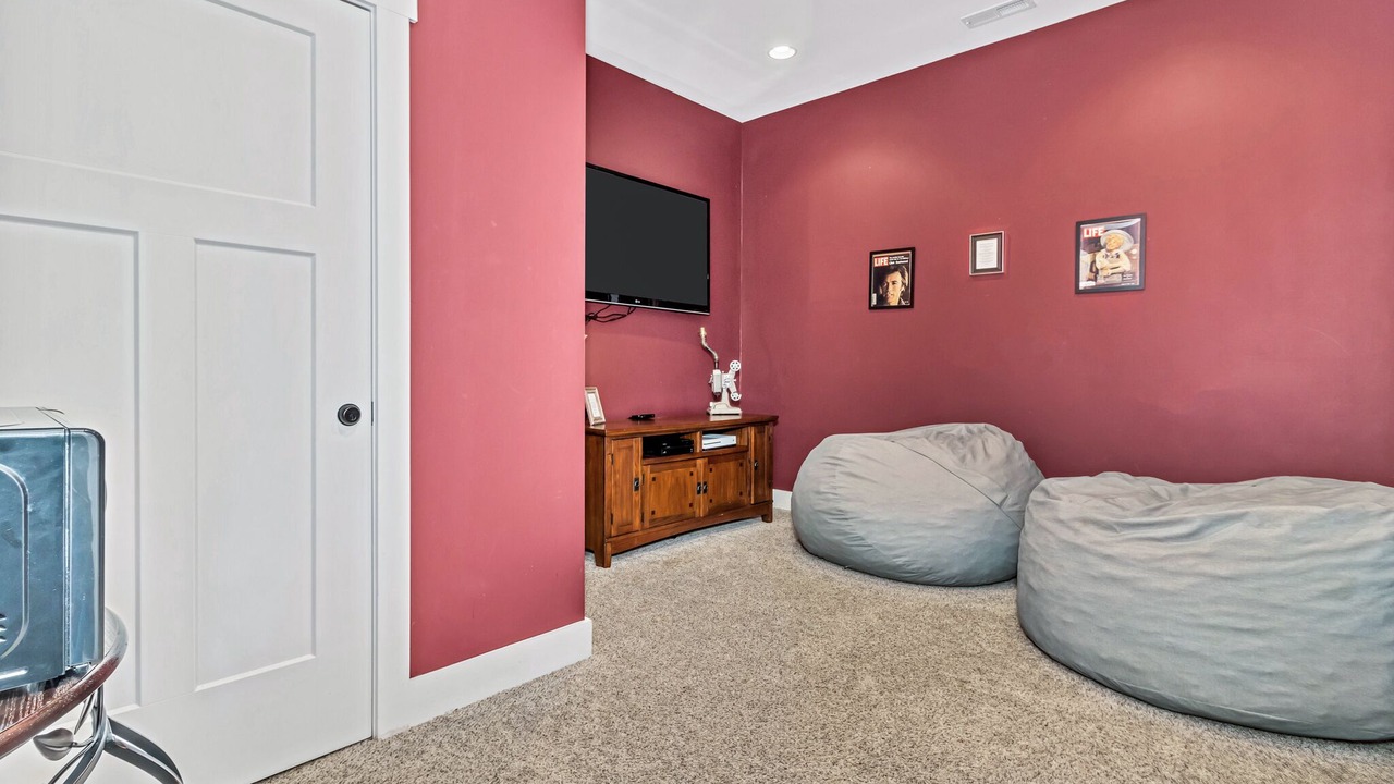 Photo of Bedroom in Black Mountain
