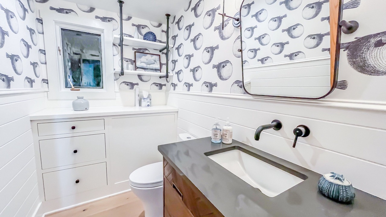 Photo of Bathroom in Oakland