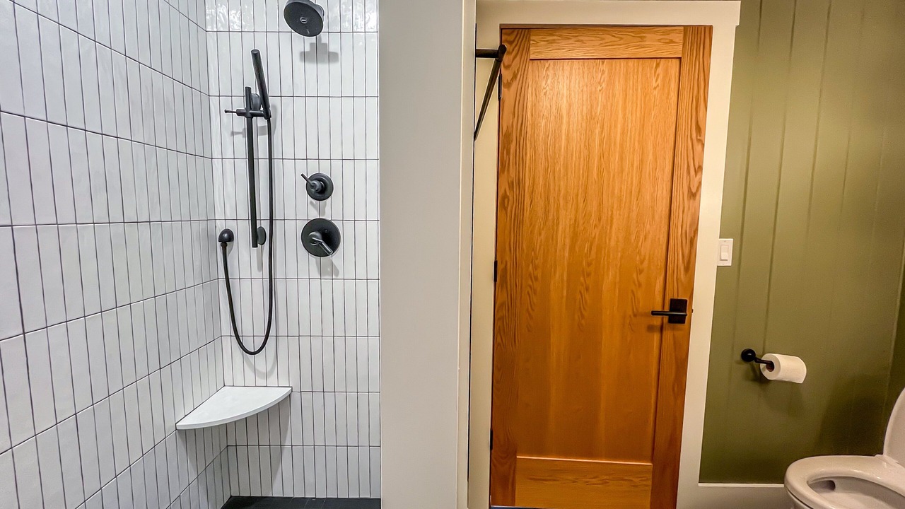 Photo of Bathroom in Oakland