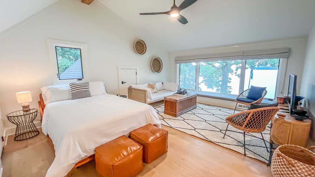 Photo of Bedroom in Oakland