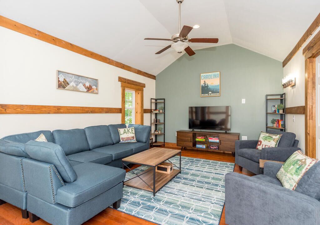 Photo of Bedroom in Lake Lure