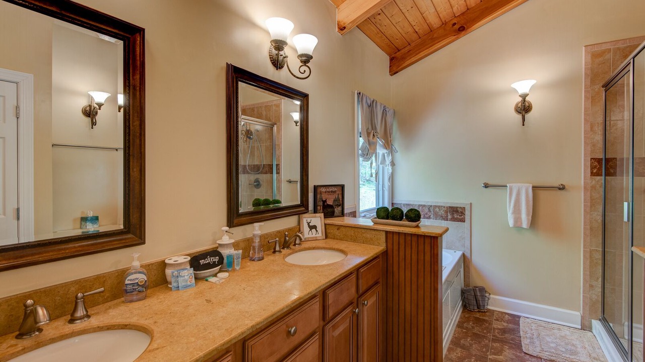 Photo of Bathroom in Sugar Mountain