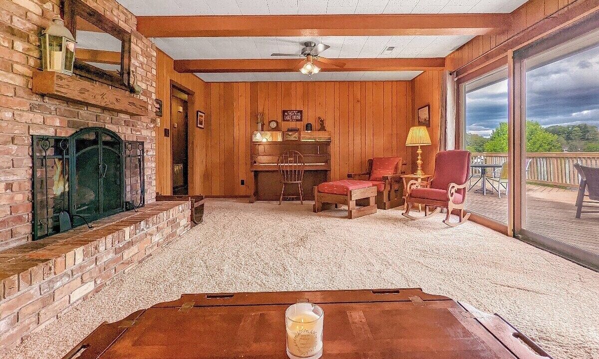 Photo of Livingroom in Lake Junaluska