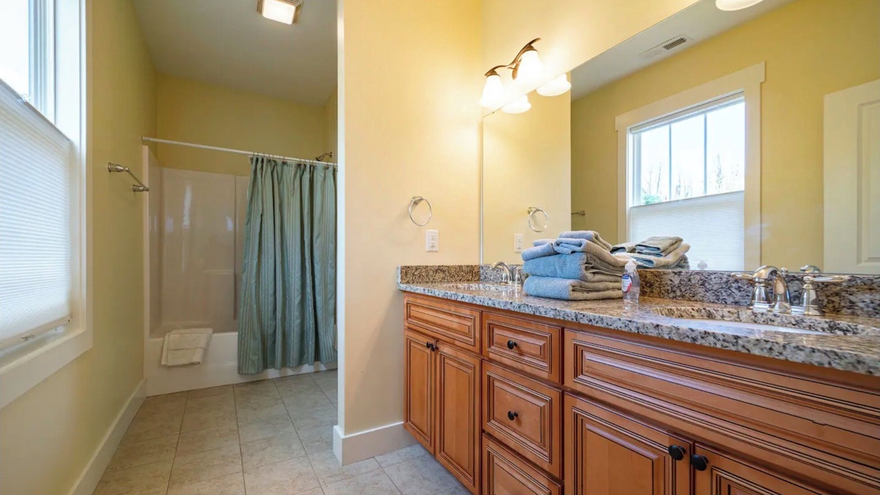 Photo of Bathroom in Swannanoa