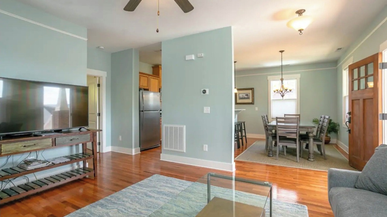 Photo of Livingroom in Swannanoa