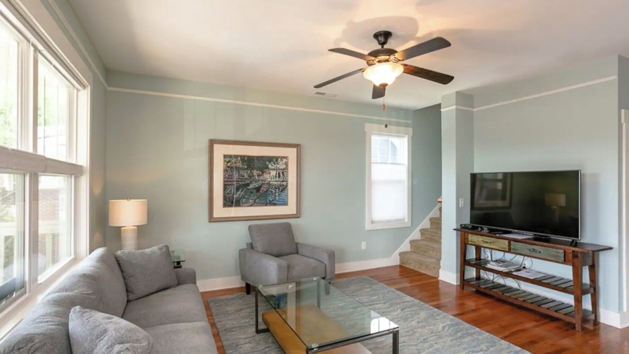 Photo of Livingroom in Swannanoa