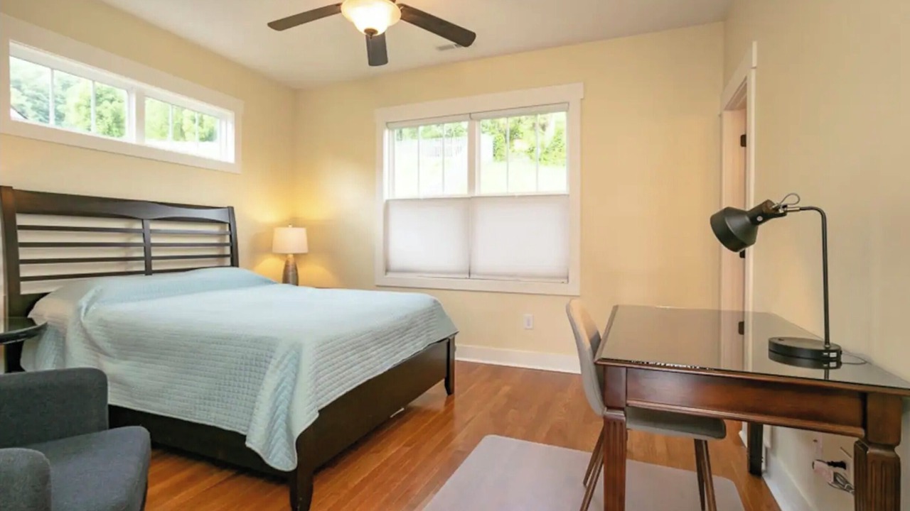 Photo of Bedroom in Swannanoa