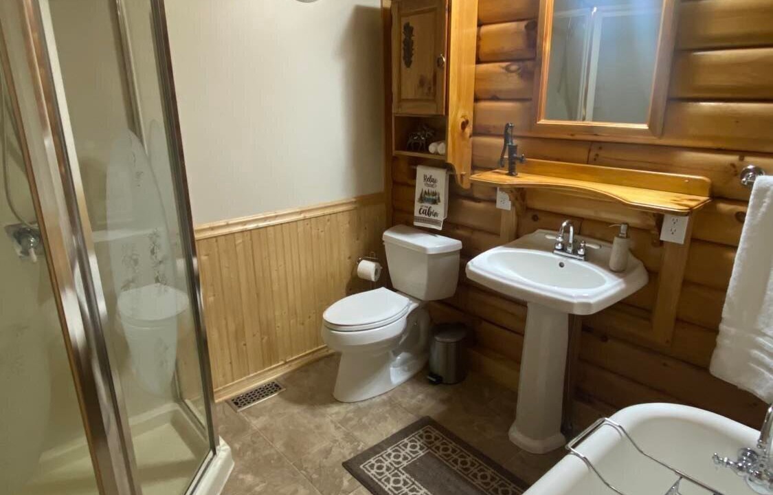 Photo of Bathroom in Newland