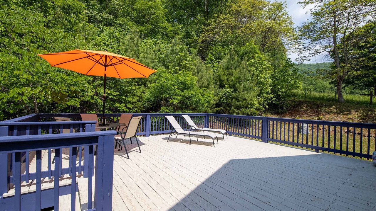 Photo of Patio Balcony in Bakersville