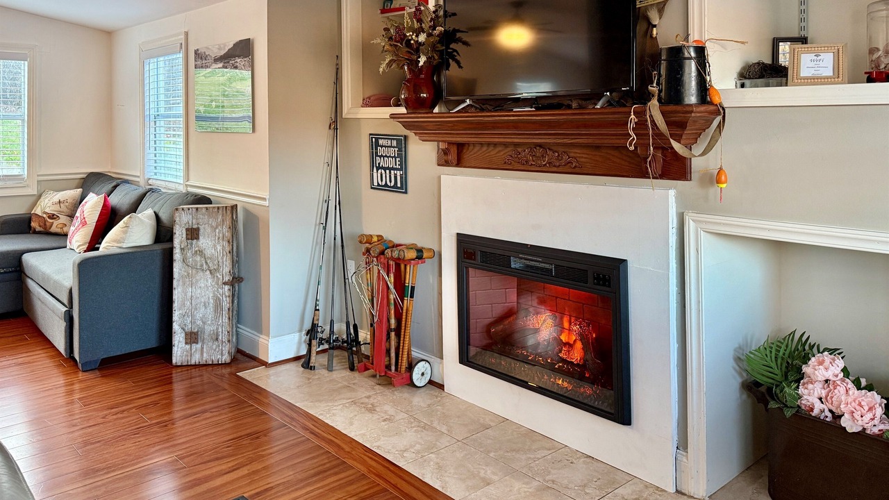 Photo of Livingroom in Bakerton